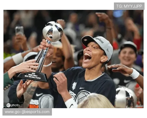 王牌五人得分上双轻取飞翼，威尔逊砍下34分8篮板