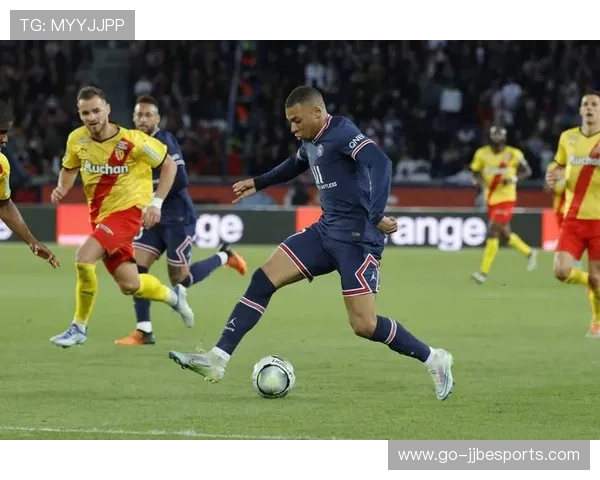 法甲球员社交媒体运营：个人品牌建设