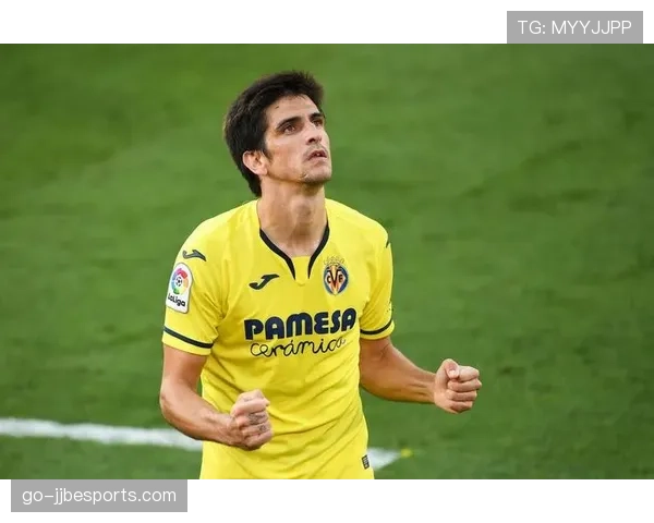 通讯:从伤病中归来——专访比利亚雷亚尔队长莫雷诺 通讯:从伤病中归来——专访比利亚雷亚尔队长莫雷诺